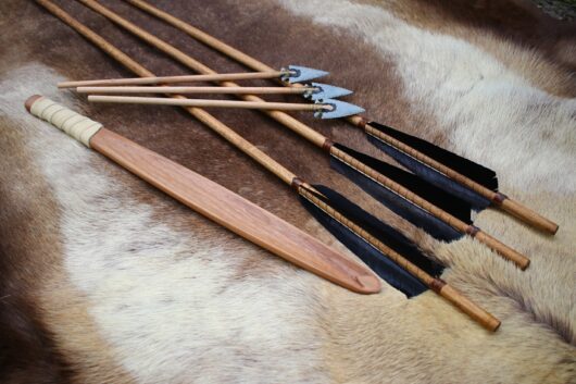 Hardwoods Hunter Atlatl Set