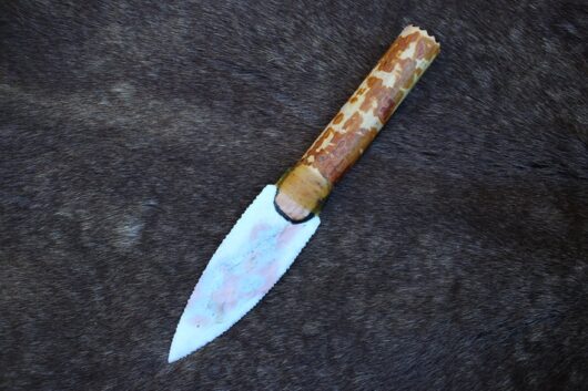 White/Color Coral Finishing Knife